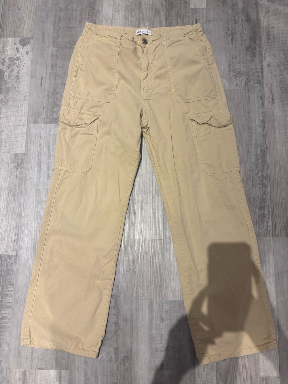 Zara Tan Cargo Pants - Utility Pocket Style